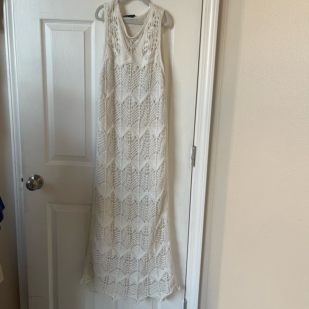 Zara Cream crochet midi Dress size small resort wear vacation  honeymoon boho - Picture 3 of 5
